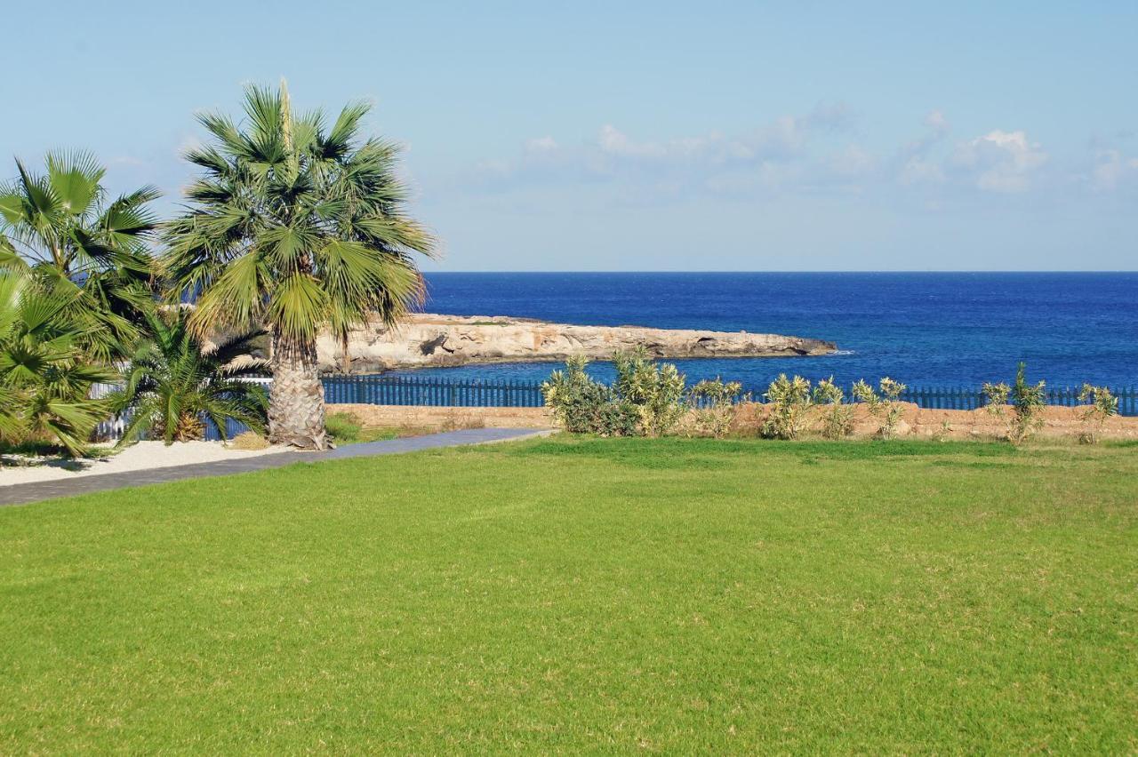 Calypso - Coralli Beachfront Apartment Protaras Eksteriør bilde