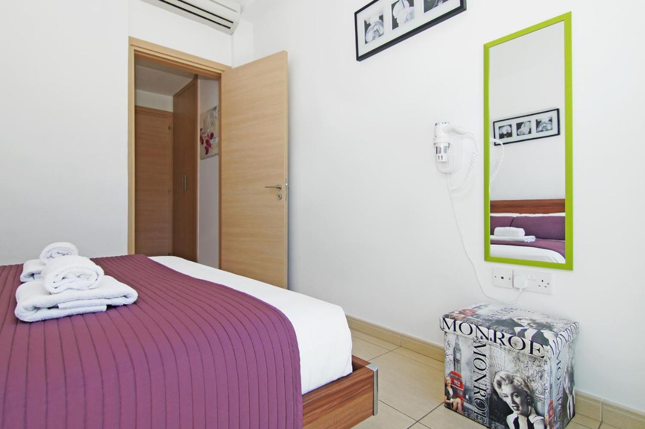 Calypso - Coralli Beachfront Apartment Protaras Eksteriør bilde