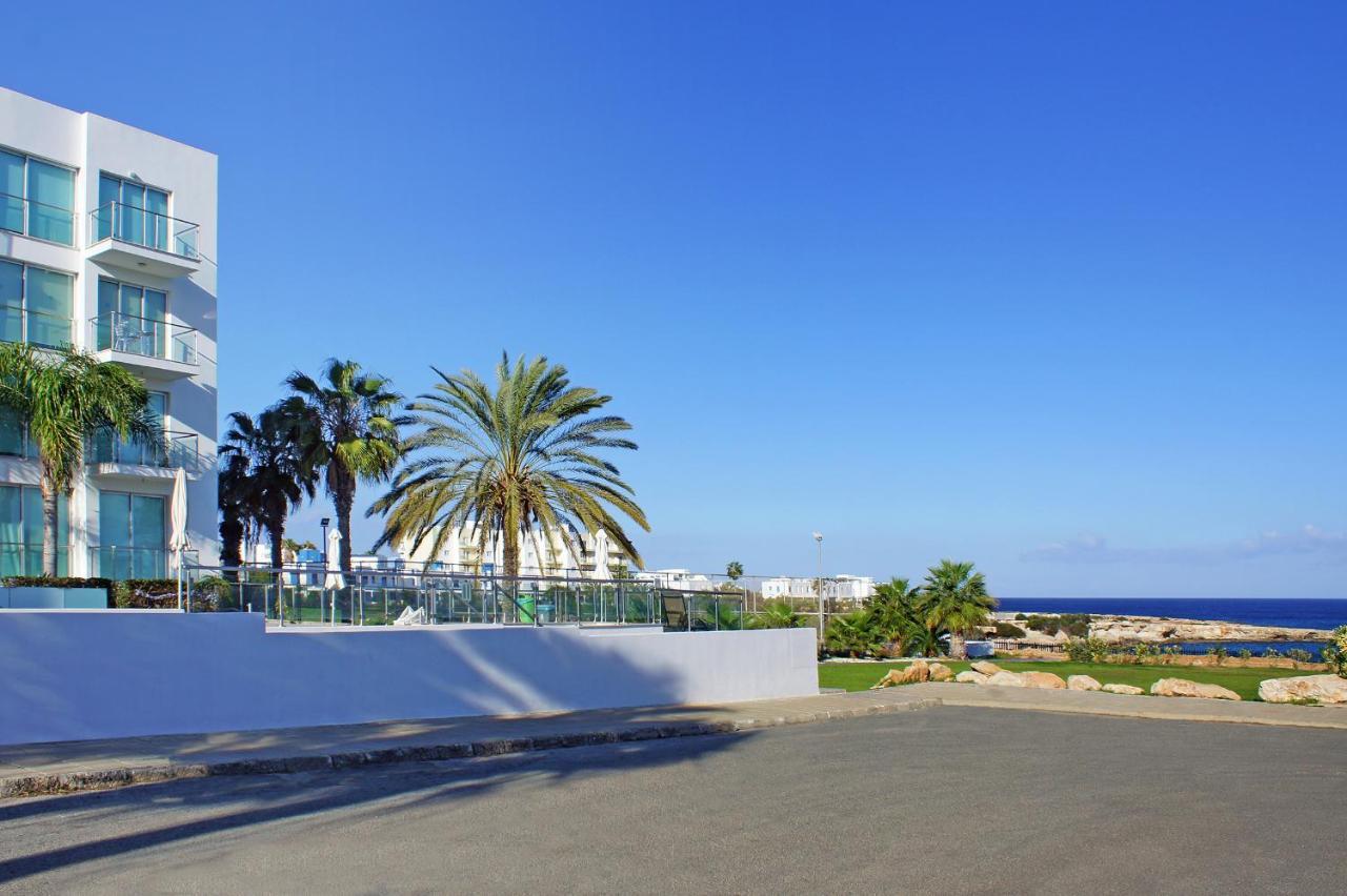 Calypso - Coralli Beachfront Apartment Protaras Eksteriør bilde