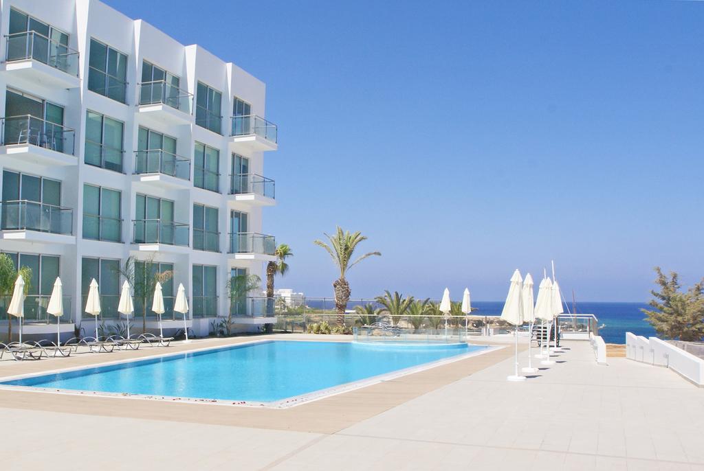 Calypso - Coralli Beachfront Apartment Protaras Eksteriør bilde