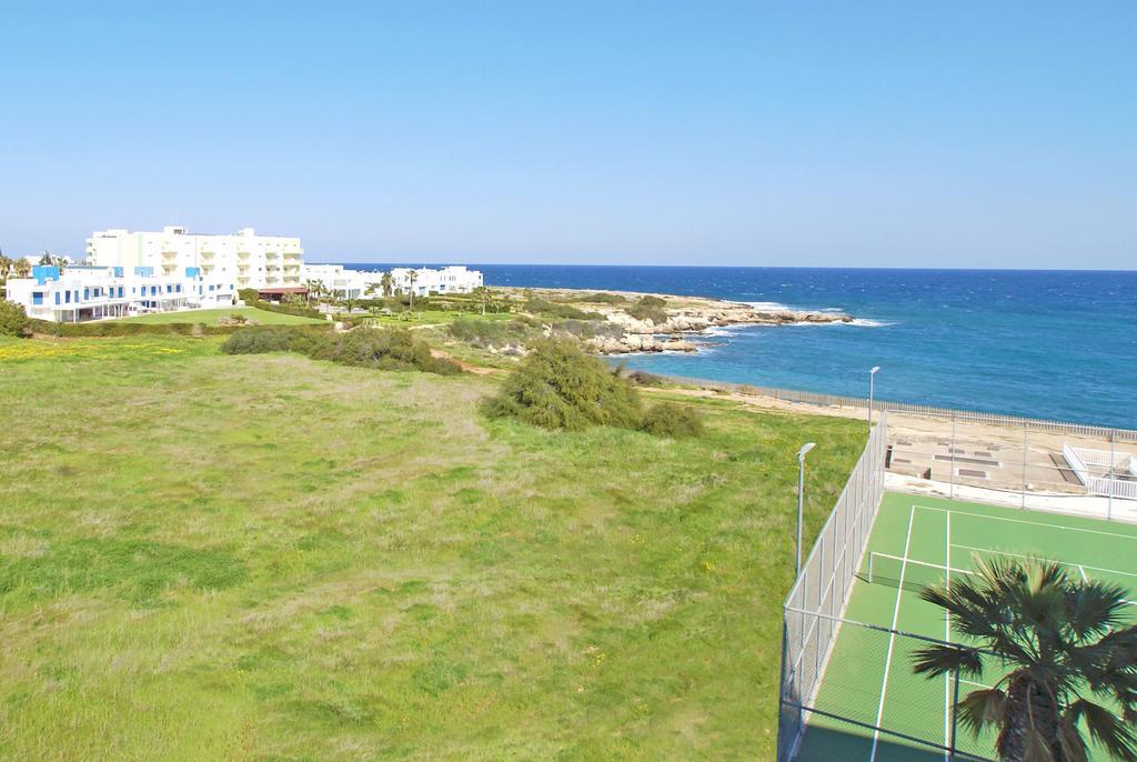 Calypso - Coralli Beachfront Apartment Protaras Eksteriør bilde